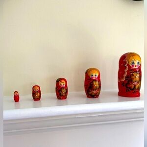 5 piece set of Matriochka Traditional Russian wooden nesting dolls